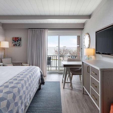 Howard Johnson By Wyndham Middletown Newport Area Екстериор снимка
