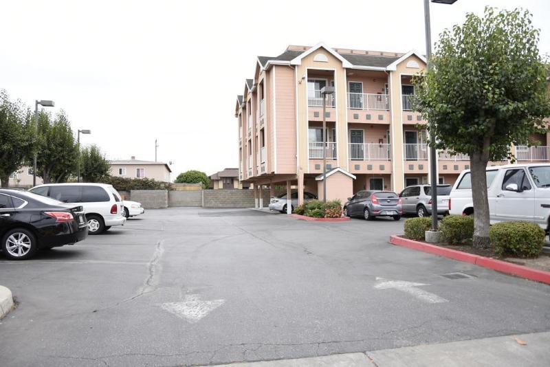 Howard Johnson By Wyndham Middletown Newport Area Екстериор снимка